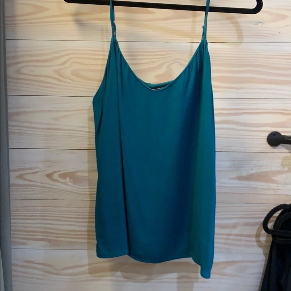 KARLIE tank top NWT